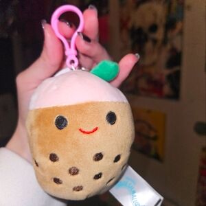 NWT Squishmallows Bernice the Boba Tea 3.5" Clip tan & pink